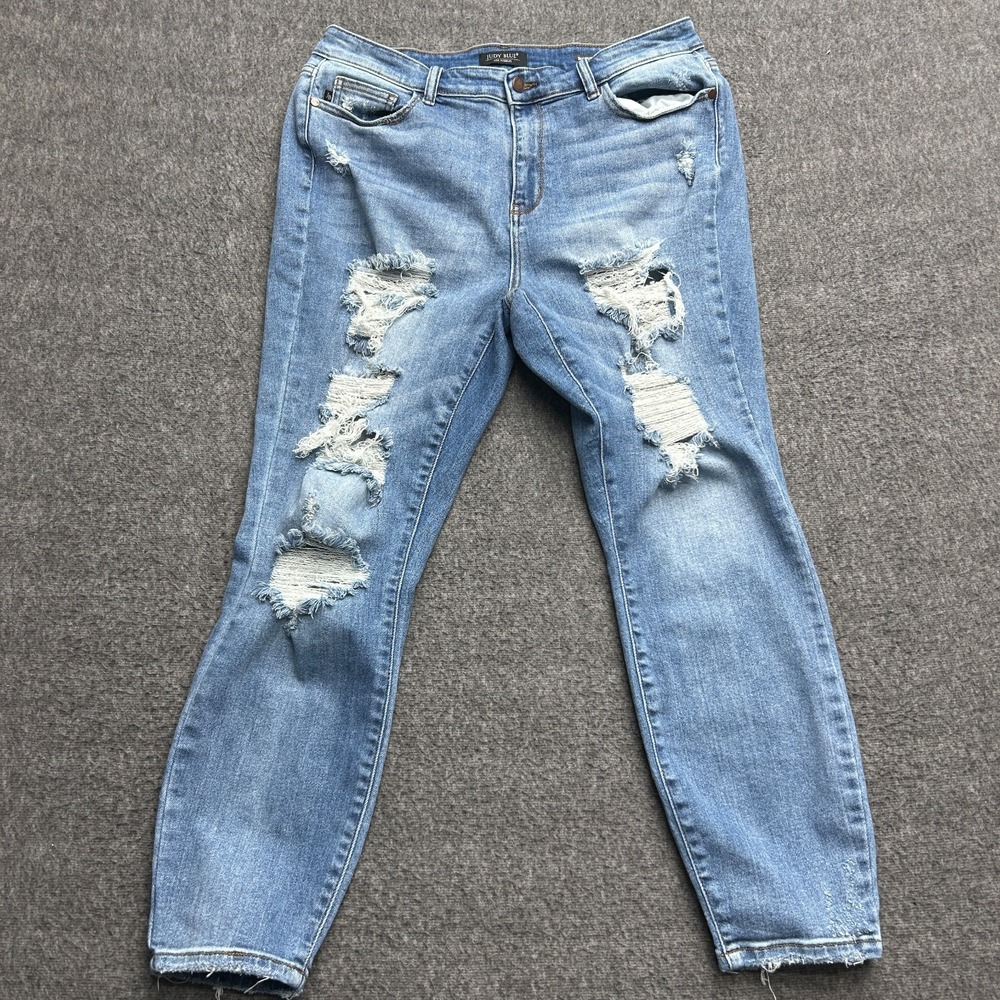 Judy Blue Jeans Womens Blue Denim 13/31 Light Wash Boyfriend Fit Distressed‎